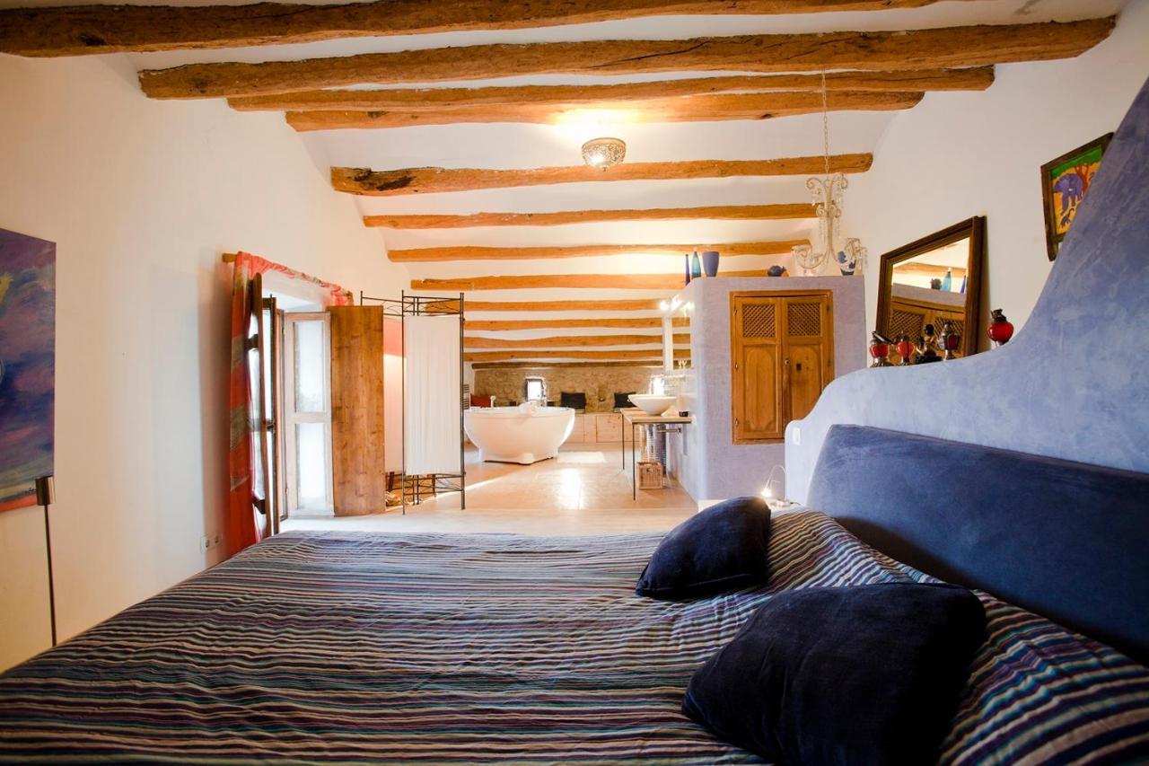 Maison d'hôtes Cal Pau Cruset à Torrellas de Foix Extérieur photo
