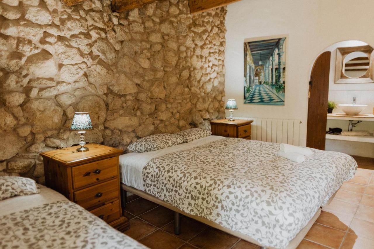 Maison d'hôtes Cal Pau Cruset à Torrellas de Foix Extérieur photo