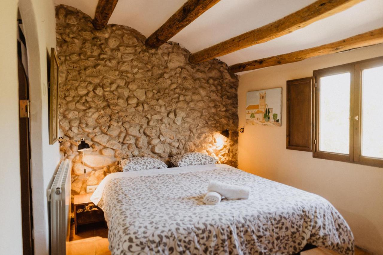 Maison d'hôtes Cal Pau Cruset à Torrellas de Foix Extérieur photo