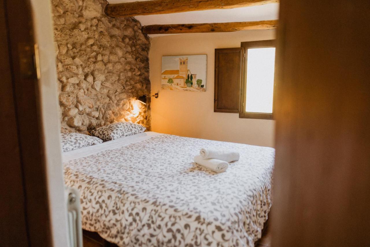 Maison d'hôtes Cal Pau Cruset à Torrellas de Foix Extérieur photo